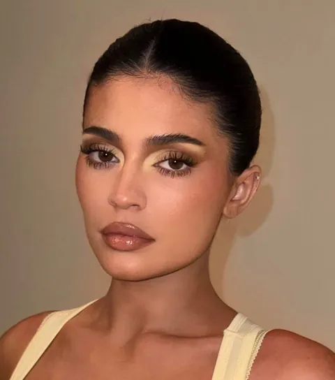 Kylie Jenner Makeuo On darker skin