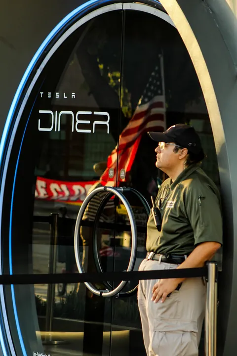 [OC] Outside the Tesla Diner in Hollywood, Friday Oct. 3