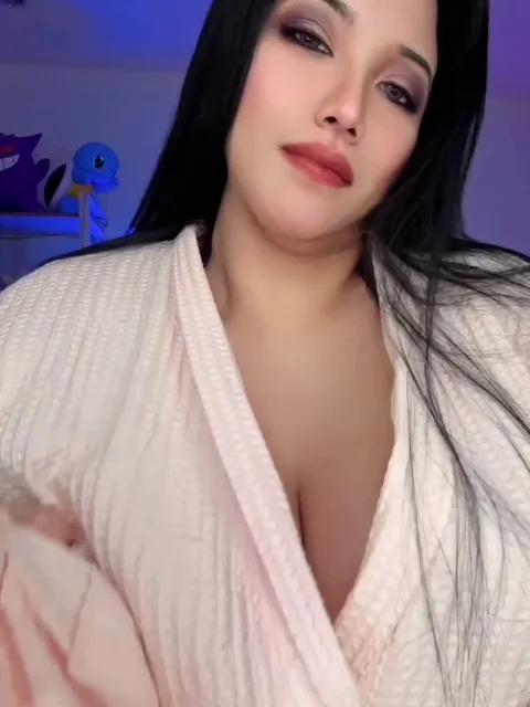 what did you notice first, my eyes, smile or melons (drop)