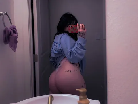 i heard you like alt girls with fat asses?