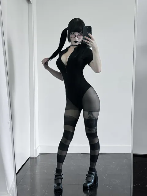 are goth asians girls your type?