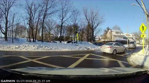 [OC] This dumbass SPEEDS UP when crossing guard puts up his stop sign!
