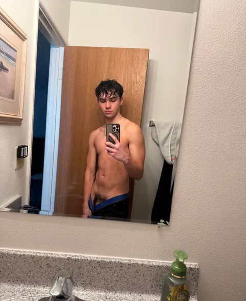 19 Sophomore 