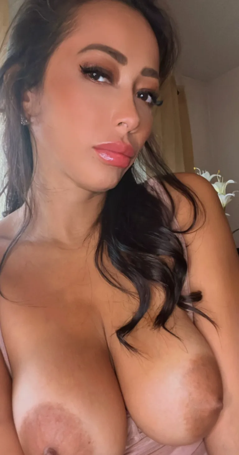 Always have my tits out for you