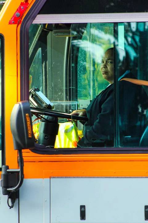protest outside the LA mayor’s house criticized her compliance with ICE; LAPD came in droves [OC]