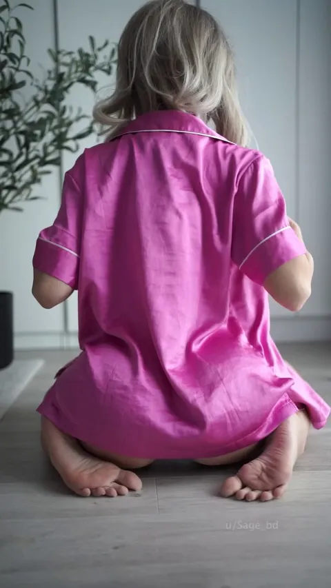 Morning view of my naked body and bare feet