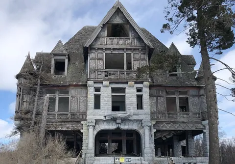 The Wyckoff Villa, located on Carleton Island, New York