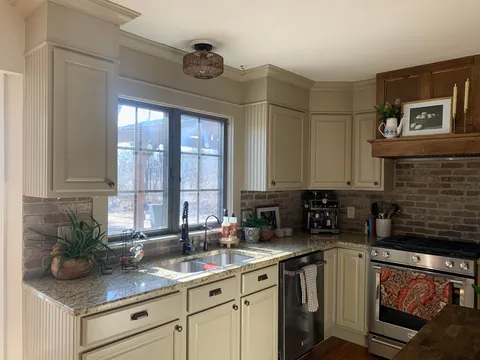 Kitchens can be cozy