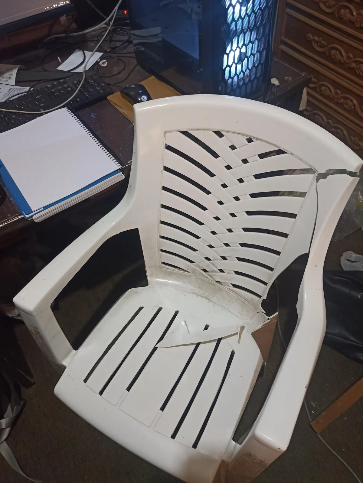RIP my gaming chair 