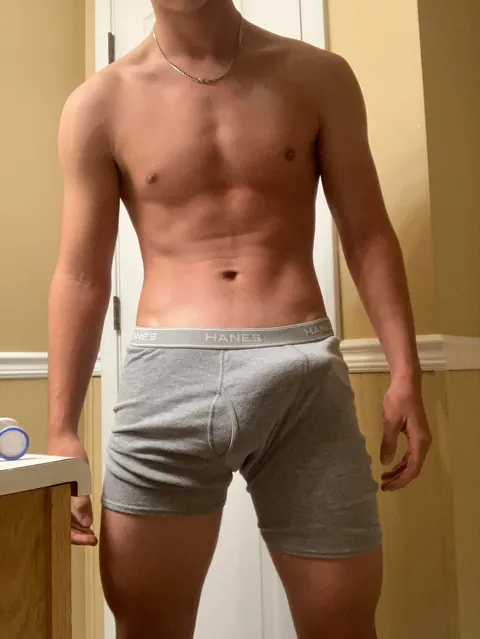 18 straight love showing off