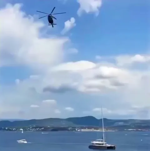 Helicopter’s rotor speed synchronizing with camera’s frame rate