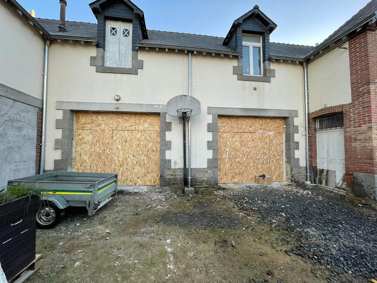 Wanted French doors and a beautiful deck, so I gave myself a task. Results after many, many weekends. 