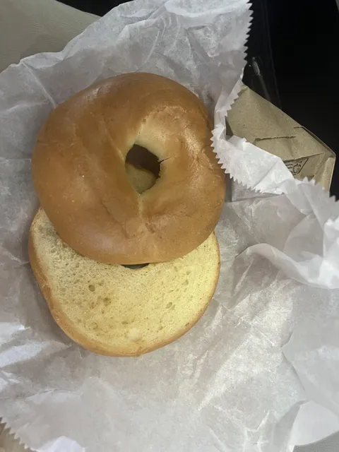 Just got on the plane and open my “Toasted Everything Bagel with Cream Cheese”