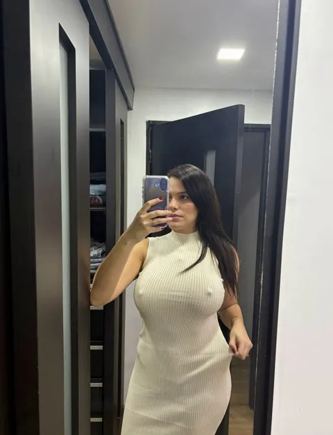 Real mom at 43yo with three kids, honestly would you still hit a mom like me