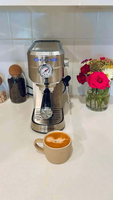 Trying to romanticize my rent🤭