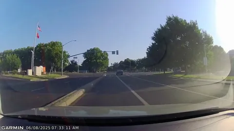 [oc] Thought I was getting cut off, but it turns out I was just crime adjacent instead.
