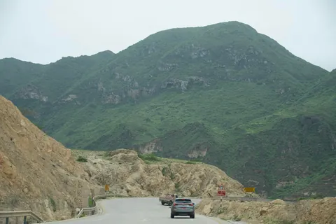 On a 3 week trip around Oman and spent a few days exploring the Dhofar Mountains around Salalah. This has quickly become my new favorite country in the world!