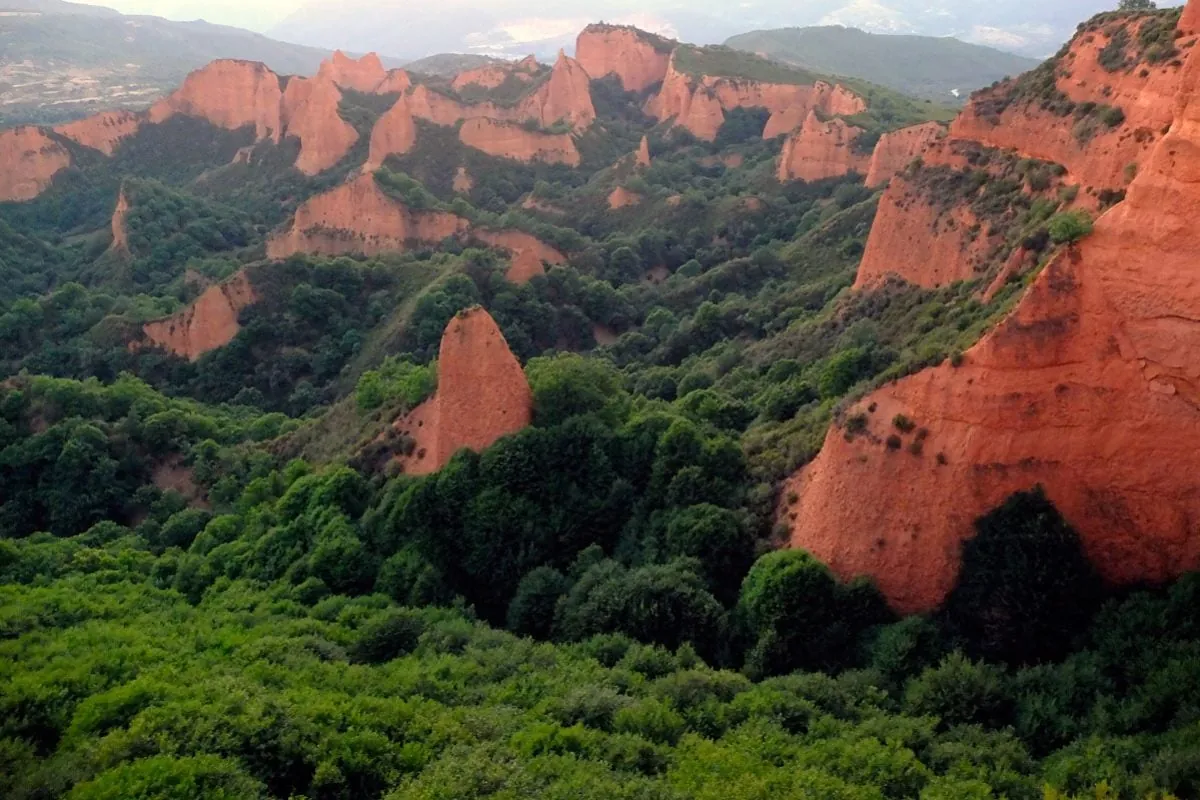 Se han quemado Las Medulas, patrimonio de la UNESCO.