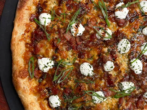 [Homemade] fig jam and bacon pizza