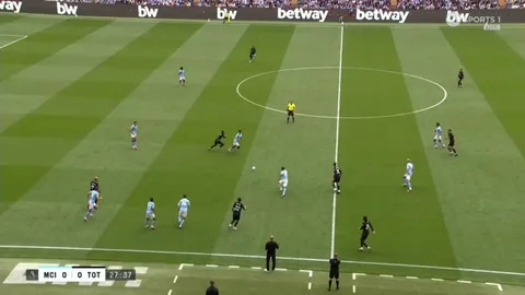 Haaland great pass vs Tottenham 28'