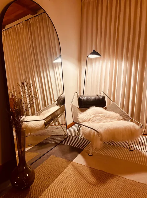 Cocooning Bedroom (title changed for mods)