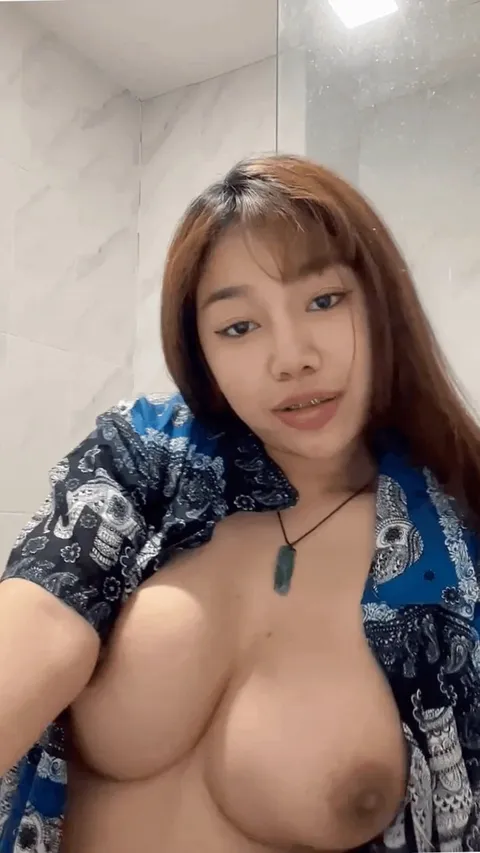 im a 7.5/10 but I will give u a BJ on the first date