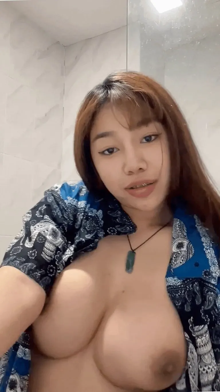 im a 7.5/10 but I will give u a BJ on the first date