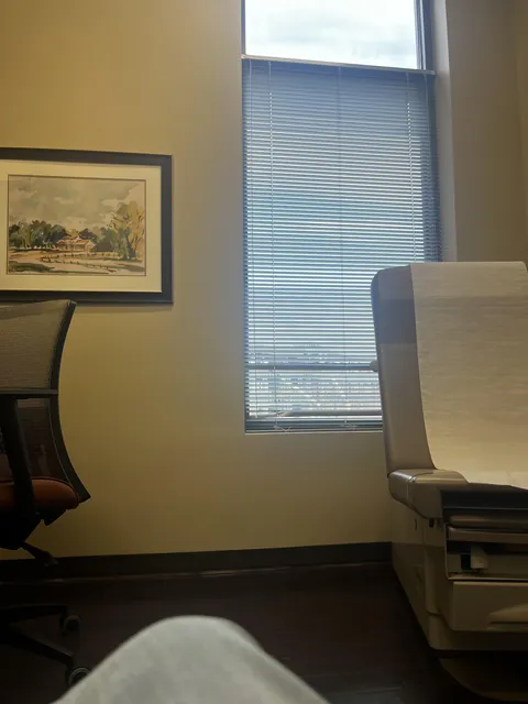 Appointment was at 11am. It’s now 1:05pm