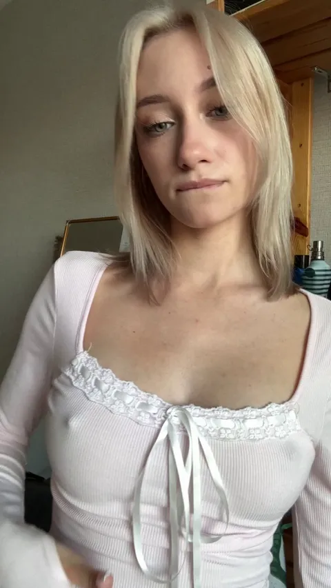 Letting my nipples fall into your view [drop]