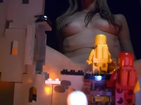 The haunted house and the secret portal. (f)