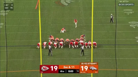 [Highlight] 35-yd field goal by Wil Lutz wins the game!