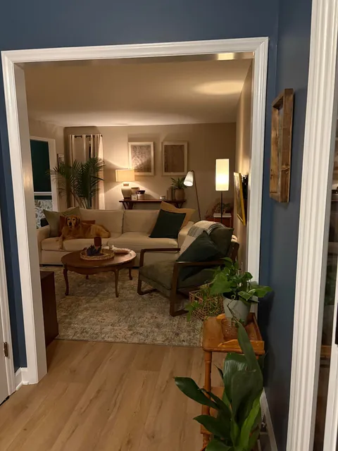 Our home ❤️ where cozy is the motto. 80% thrifted