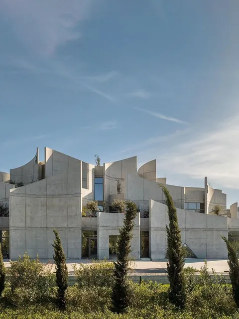 Vet Hospital Tirana by Davide Macullo Architects, TIRANË, ALBANIA