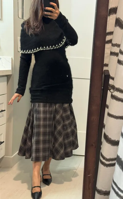 Keep this dress or return? I bought it to pair it with the skirt