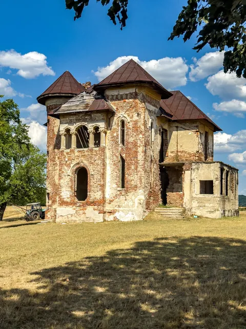 Ruined mansion in Romania (100 years old, built by an italian architect for a local rich guy). More photos in the comments, the stairway looked interesting