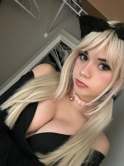 Ever wanted a blonde petite slut as your pet?
