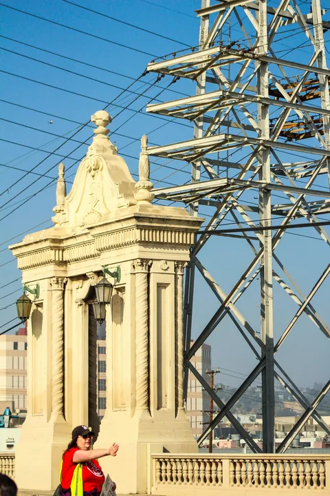 Healthcare workers marched through Los Angeles today to protest ICE mistreatment of detainees [OC]