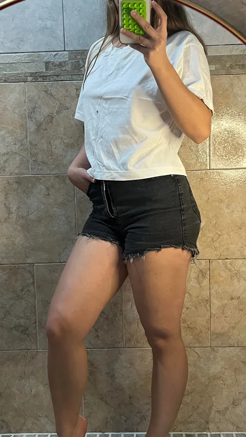 I've felt so comfortable here that I decided to show you a little more [F]