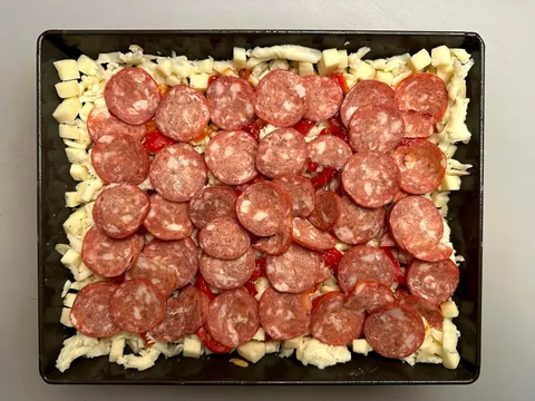 [Homemade] Sweet Chinese Sausage and Peppers Detroit Style Pizza