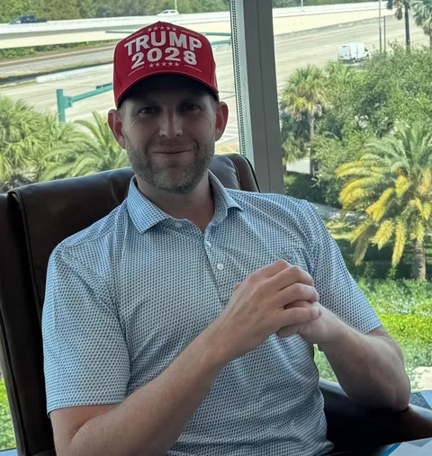 Obama 2028 since the constitution does not matter