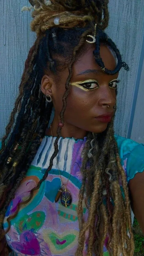 I wanted to feel like outer space today. 🌌🚀