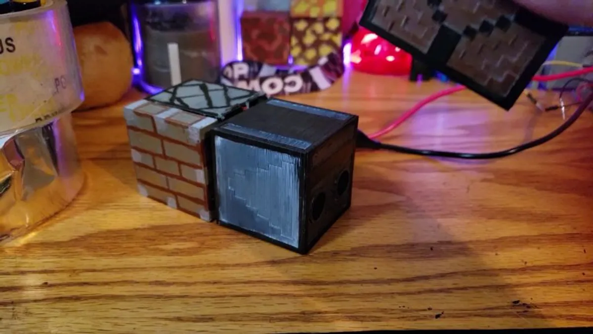 Here is a working Minecraft observer sending a signal to a piston