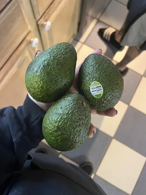 The 3 limes I ordered from Walmart