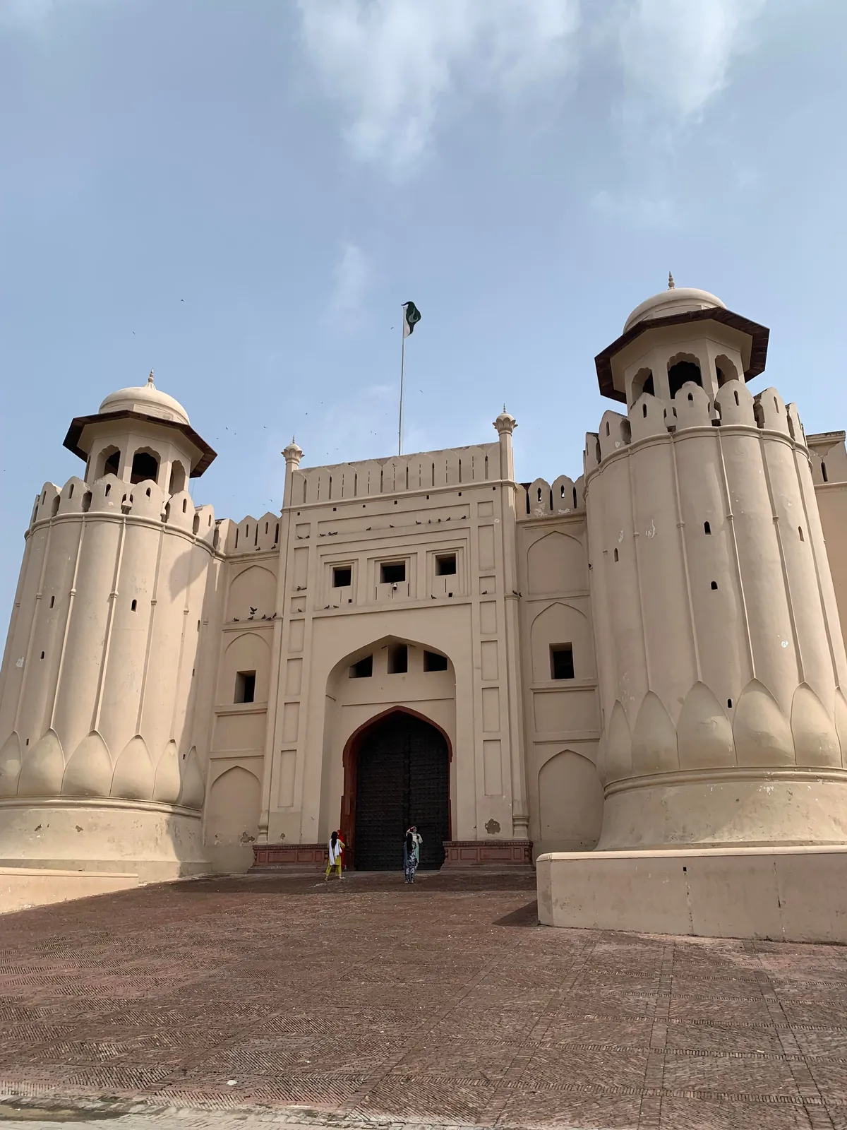 Who Says You Can't Go Home? A Detailed Report On My Week In Lahore, Pakistan