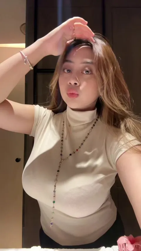 Petite Busty Cute Asian Girl