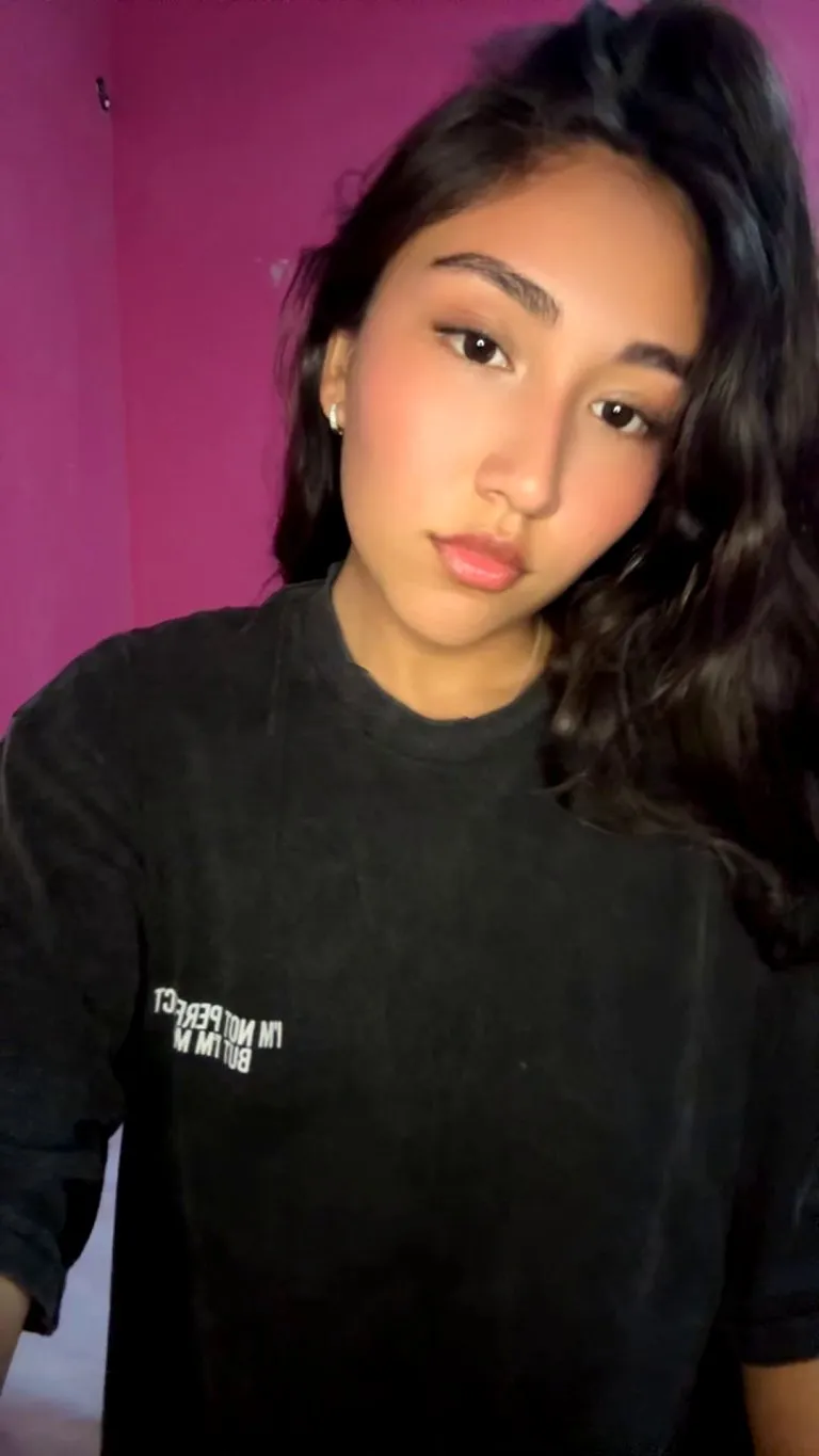 Mami’s curves break rules and beds.