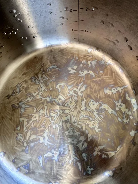 Cooked soup in my new pot, made a cool pattern
