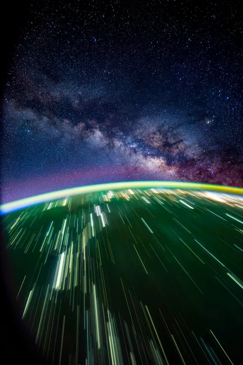 Astronaut Don Pettit shares his view of Milky Way from Earth's orbit