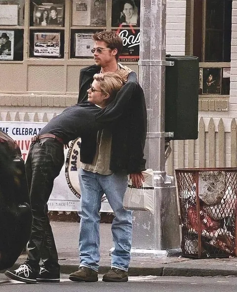 Brad Pitt and Gwyneth Paltrow in NYC, 1995.