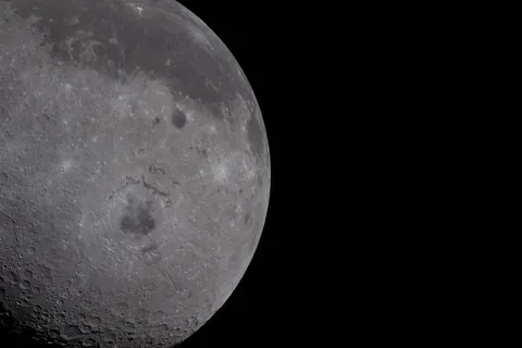 Artemis II pictures of Moon 8K resolution